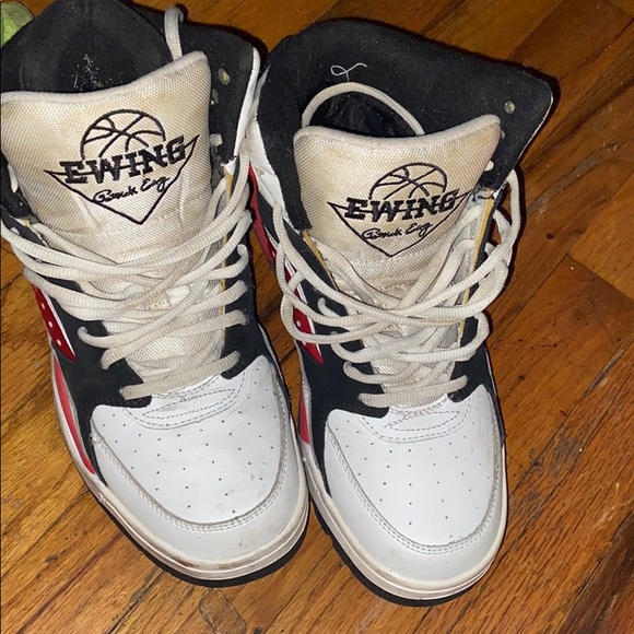 Used - Picture 2 of 2